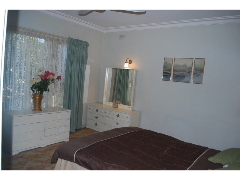 74 Warren Street, Echuca VIC 3564