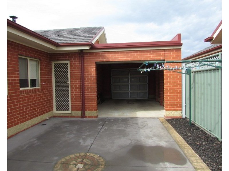 1/63-65 Sutton Street, Echuca VIC 3564