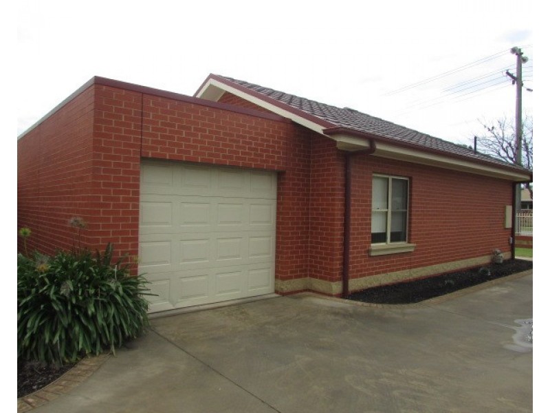 1/63-65 Sutton Street, Echuca VIC 3564