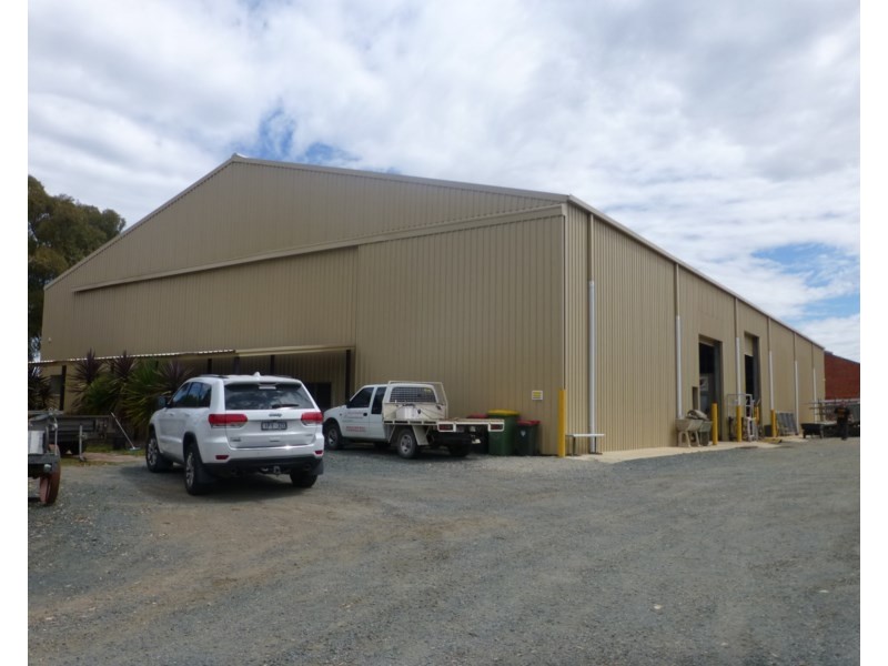 105-111 Bowen Street, Echuca VIC 3564