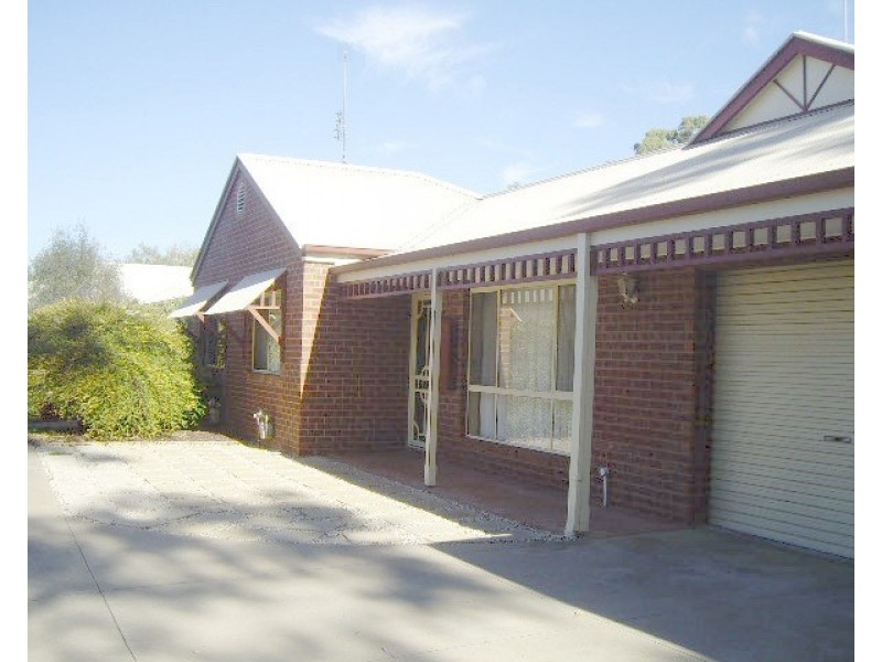 2/63a Landsborough Street, Echuca VIC 3564