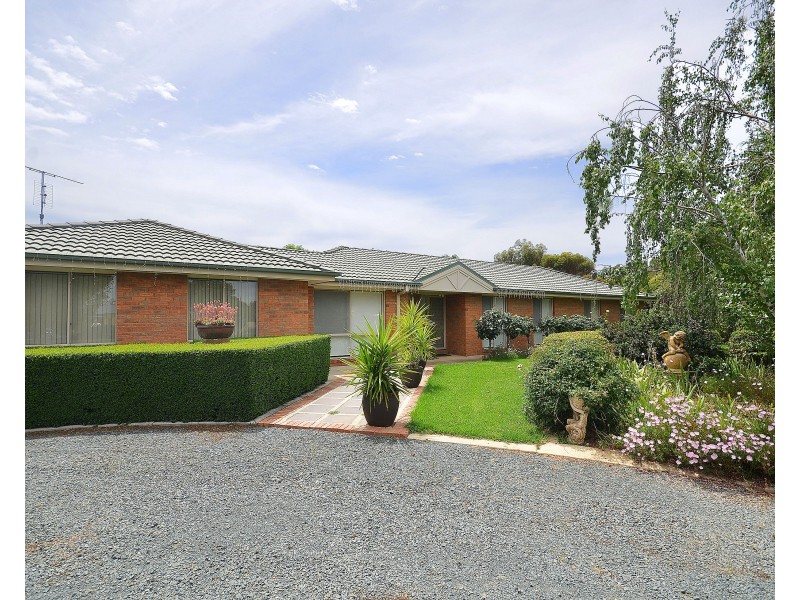 4 Tasman Court, Echuca VIC 3564