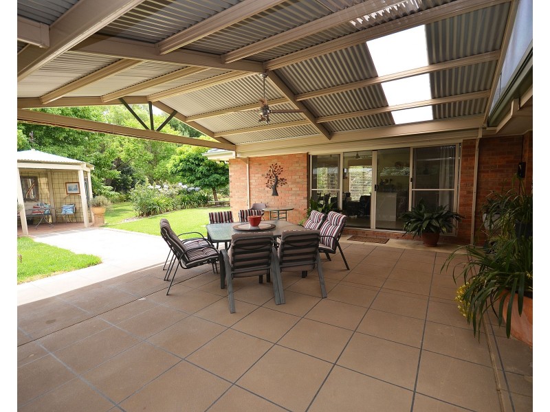 4 Tasman Court, Echuca VIC 3564