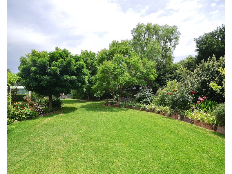 4 Tasman Court, Echuca VIC 3564