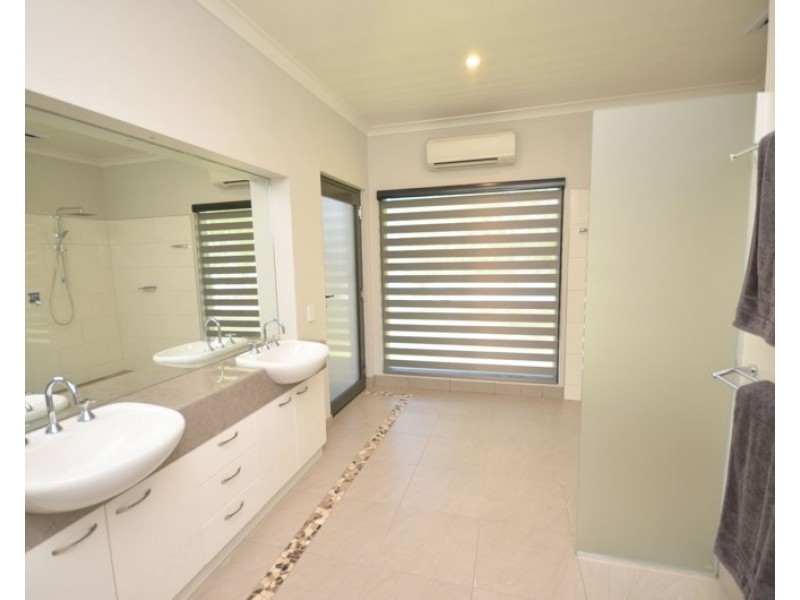 44 River Avenue, Echuca VIC 3564