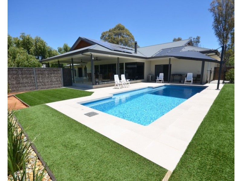 44 River Avenue, Echuca VIC 3564