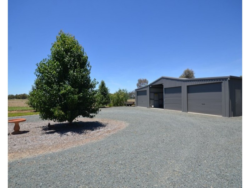 44 River Avenue, Echuca VIC 3564