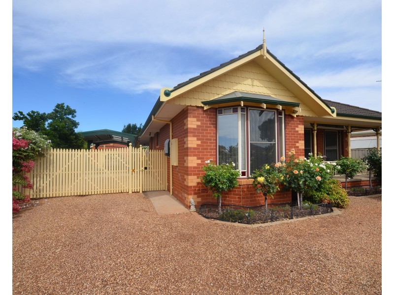 2 Maggie Court, Echuca VIC 3564