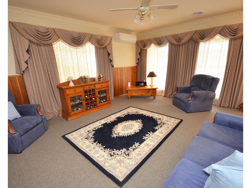 2 Maggie Court, Echuca VIC 3564