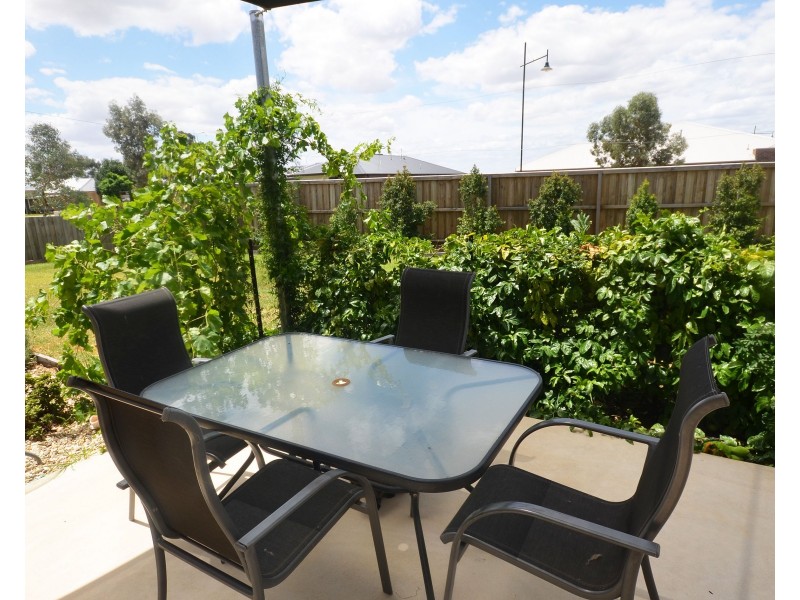 5 Durif Drive, Moama NSW 2731