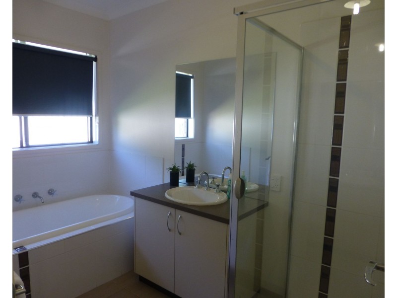 60 Shetland Drive, Moama NSW 2731