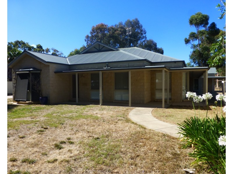 33 Tangey Lane, Echuca VIC 3564