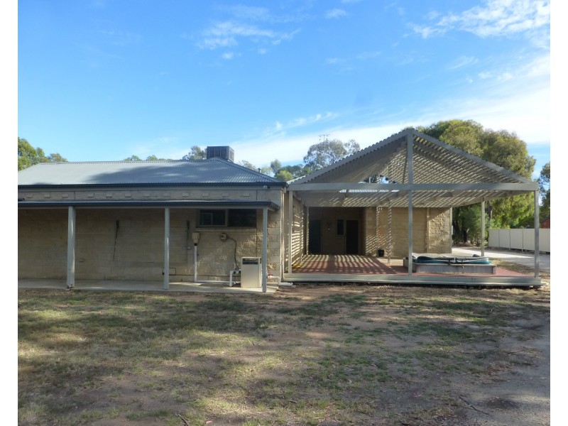 33 Tangey Lane, Echuca VIC 3564