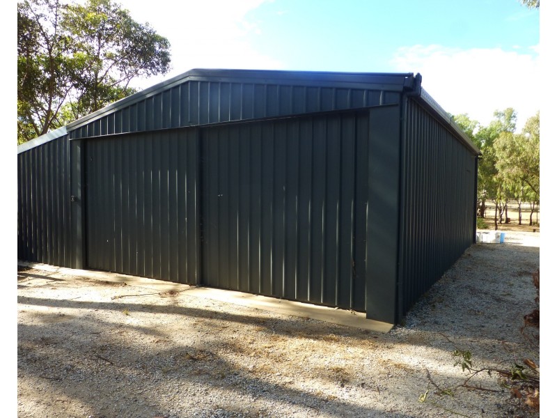 33 Tangey Lane, Echuca VIC 3564