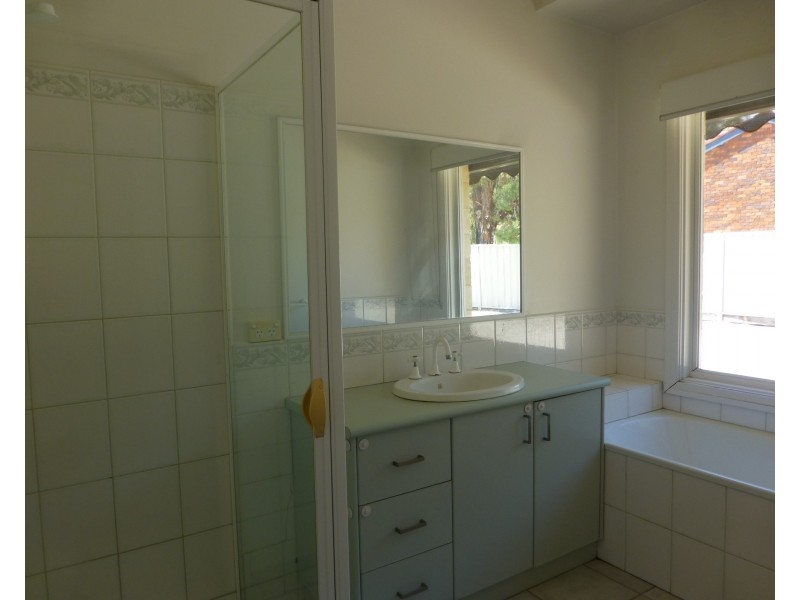 33 Tangey Lane, Echuca VIC 3564