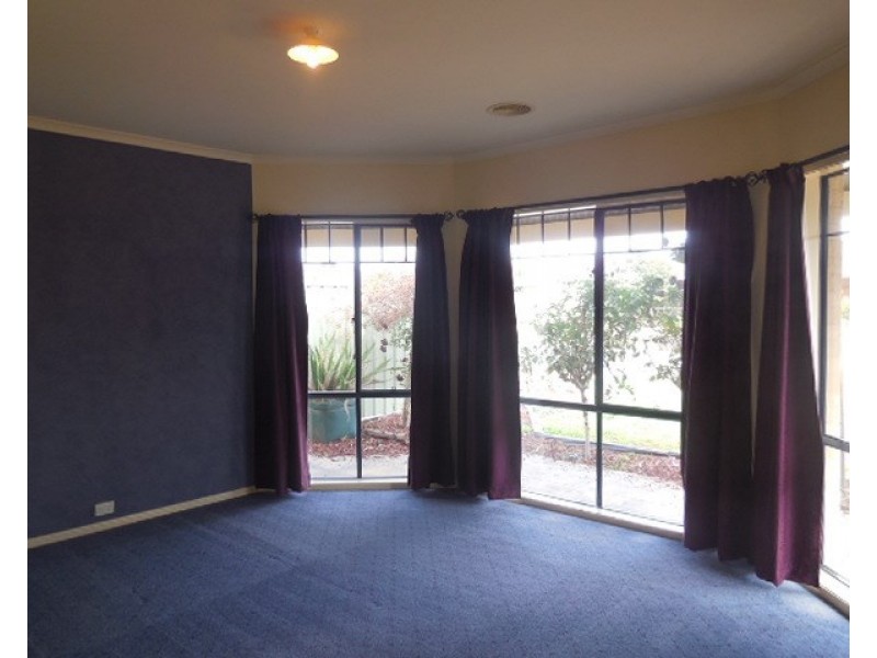 39 Woodlands Circuit, Echuca VIC 3564