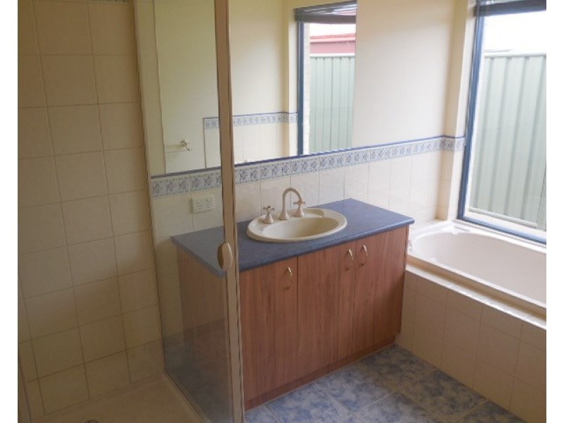 39 Woodlands Circuit, Echuca VIC 3564