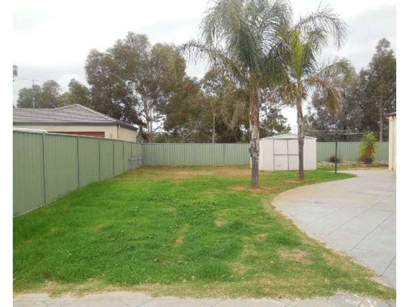 39 Woodlands Circuit, Echuca VIC 3564