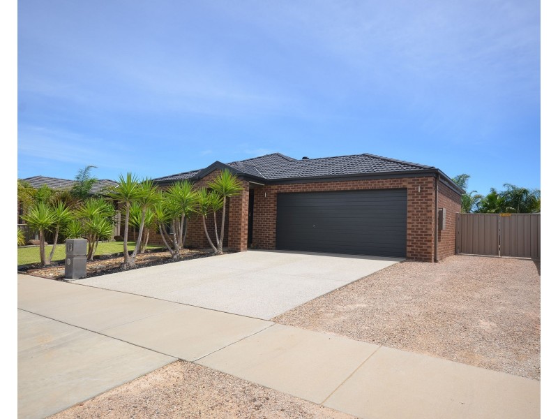 13 Howell Drive, Echuca VIC 3564