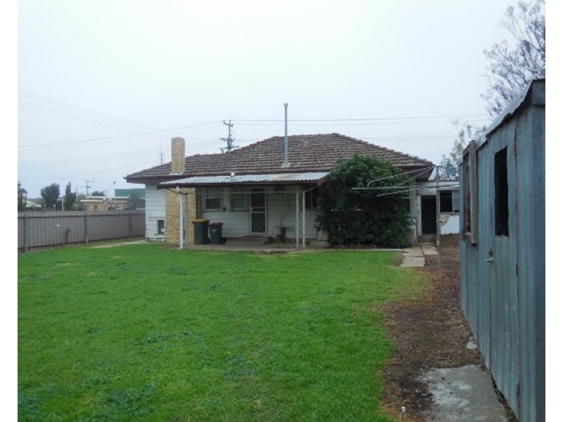 27 Francis Street, Moama NSW 2731