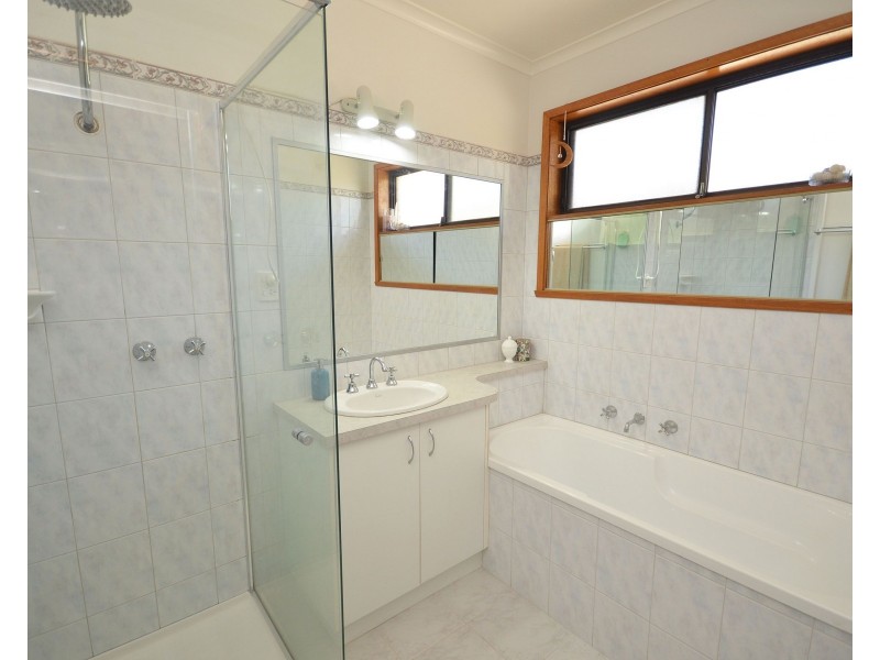 17 Crossen Street, Echuca VIC 3564