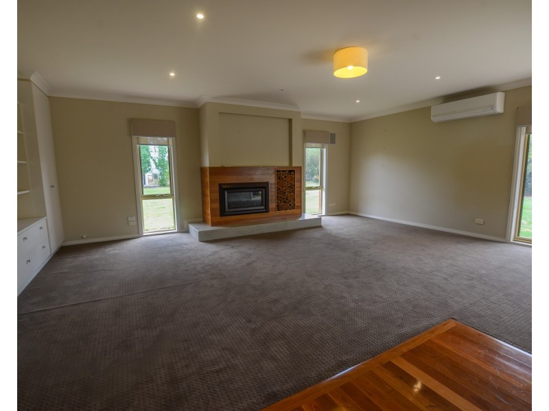 17 Wharparilla Drive, Echuca VIC 3564
