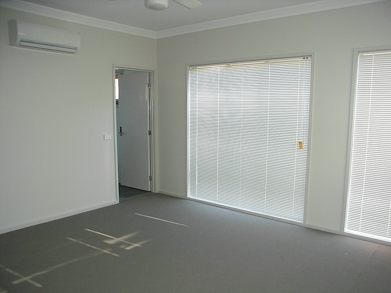 1/247 Eyre Street, Echuca VIC 3564