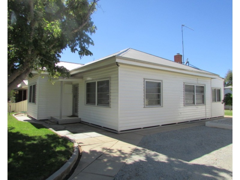 25 Maiden Street, Moama NSW 2731