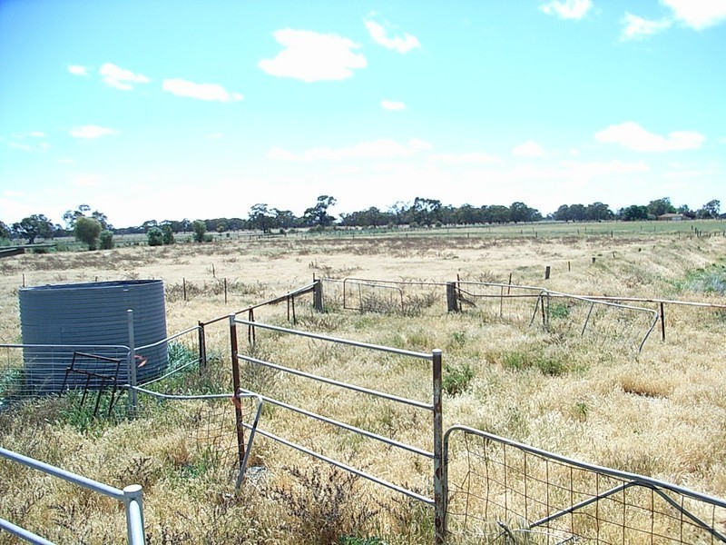 2005 Strathallan Road, Lockington VIC 3563