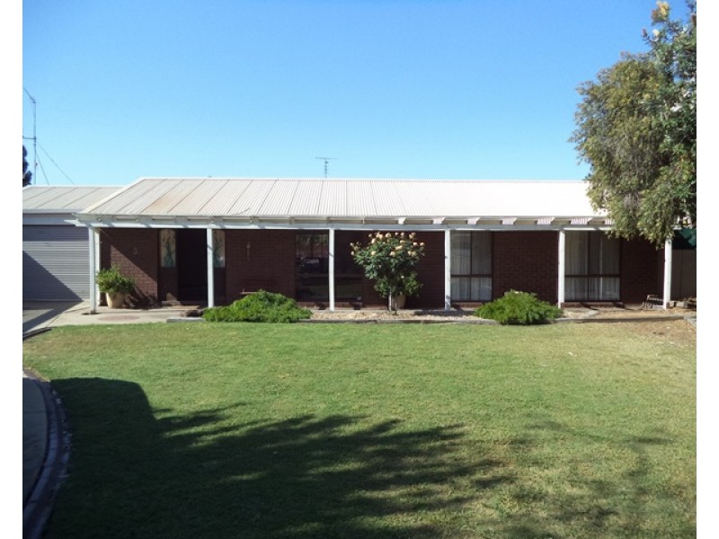 3 Lia Court, Echuca VIC 3564