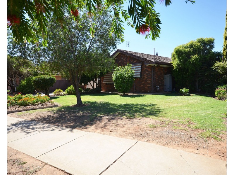 5 Lawson Drive, Moama NSW 2731