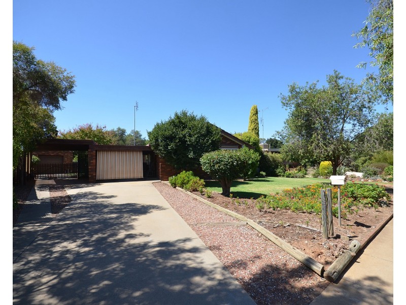 5 Lawson Drive, Moama NSW 2731
