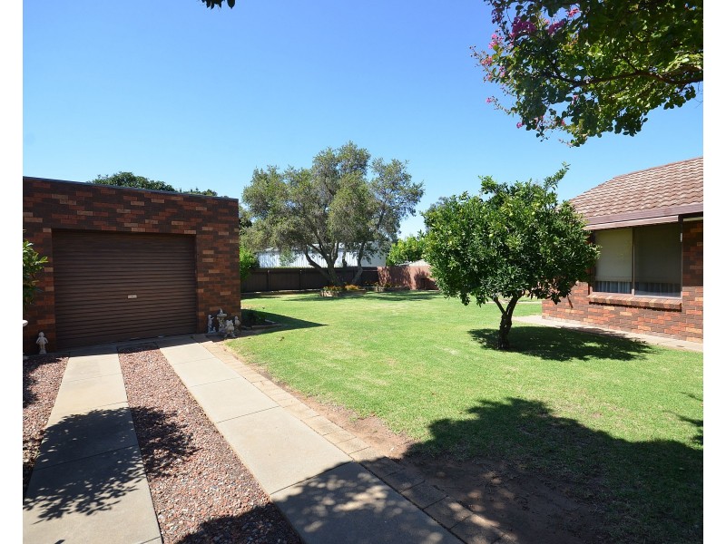 5 Lawson Drive, Moama NSW 2731