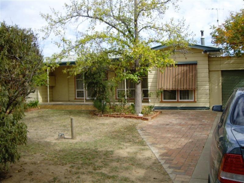 33 McIntosh Street, Echuca VIC 3564