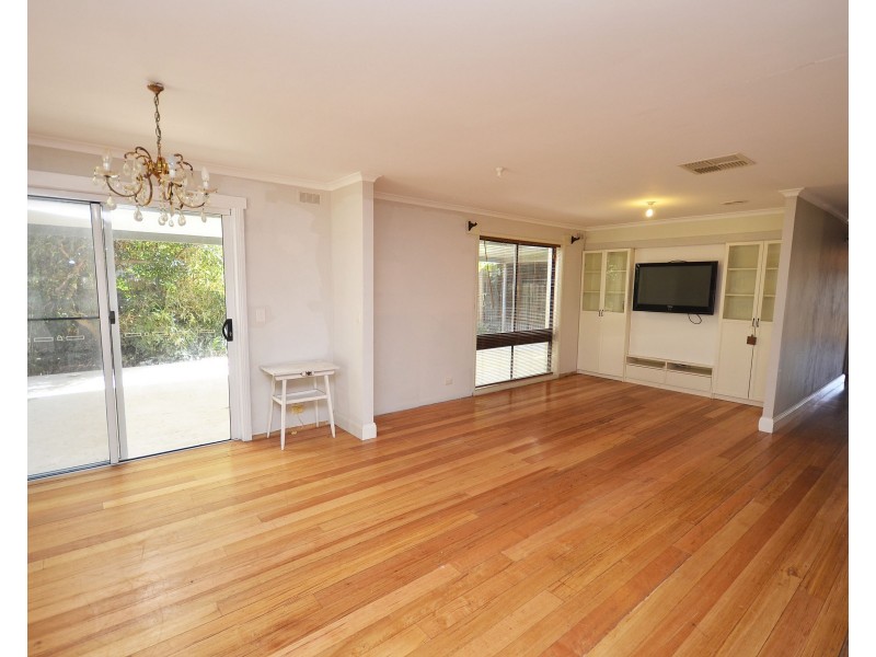 50 Rutley Crescent, Echuca VIC 3564