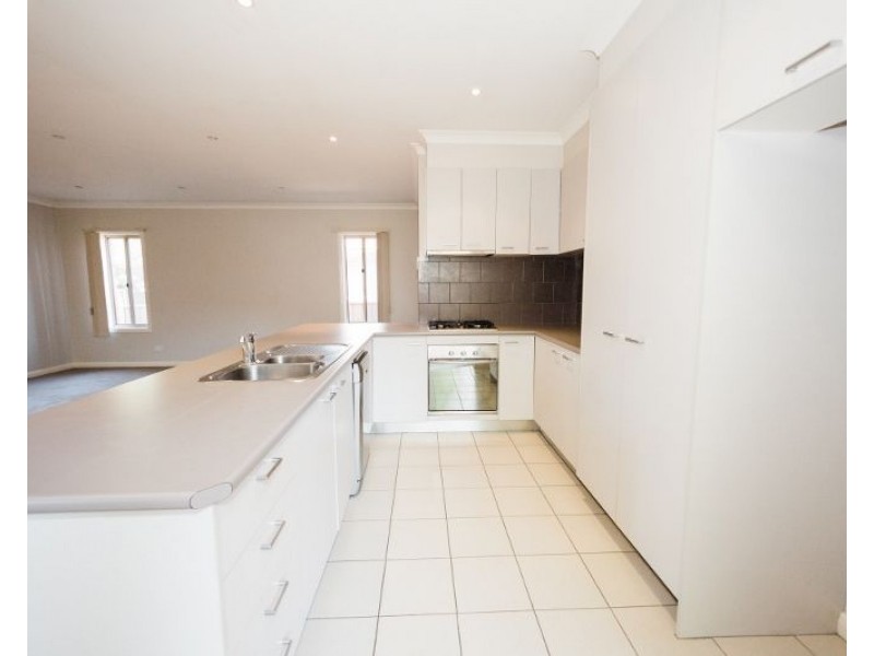 12/142 Bowen Street, Echuca VIC 3564