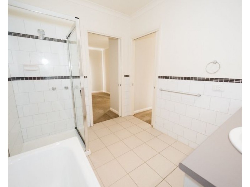 12/142 Bowen Street, Echuca VIC 3564