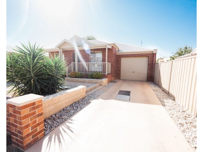 12/142 Bowen Street, Echuca VIC 3564