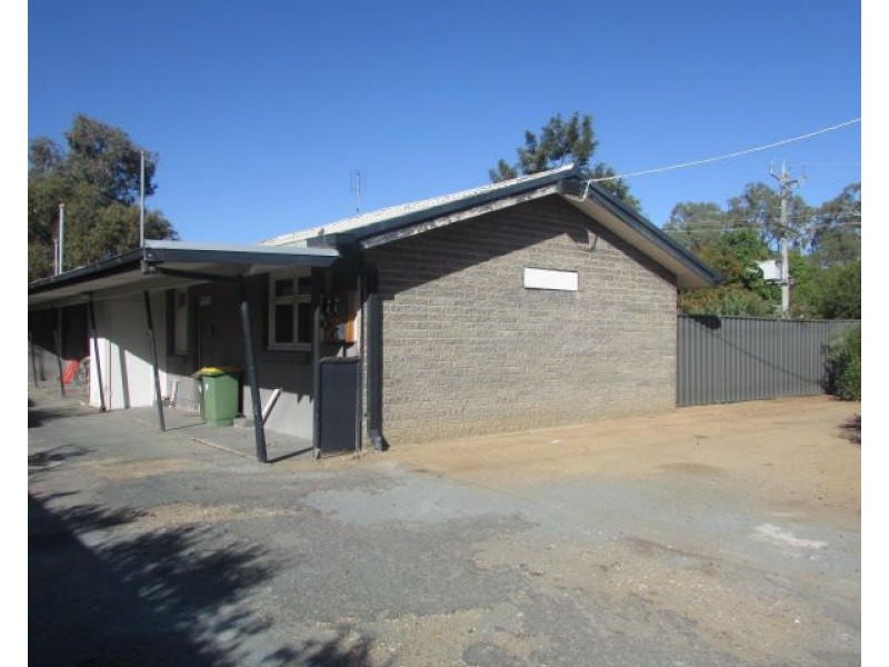1/301 Ogilvie Avenue, Echuca VIC 3564