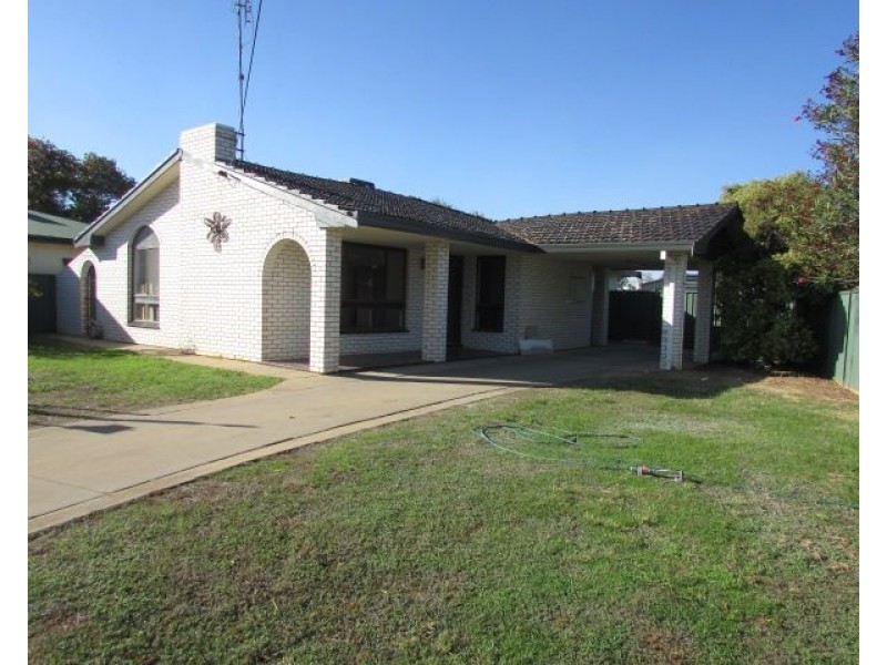 3 Regent Street, Moama NSW 2731