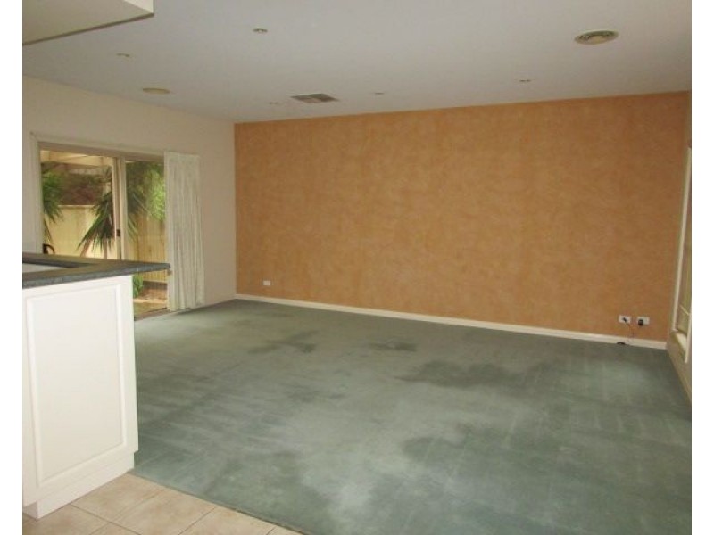 2/211 High Street, Echuca VIC 3564