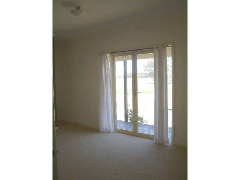 9 Casey Road, Echuca VIC 3564