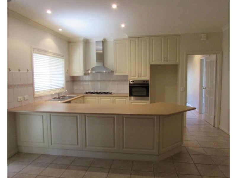 13 Orkney Court, Moama NSW 2731
