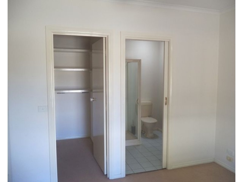 2/370 High Street, Echuca VIC 3564