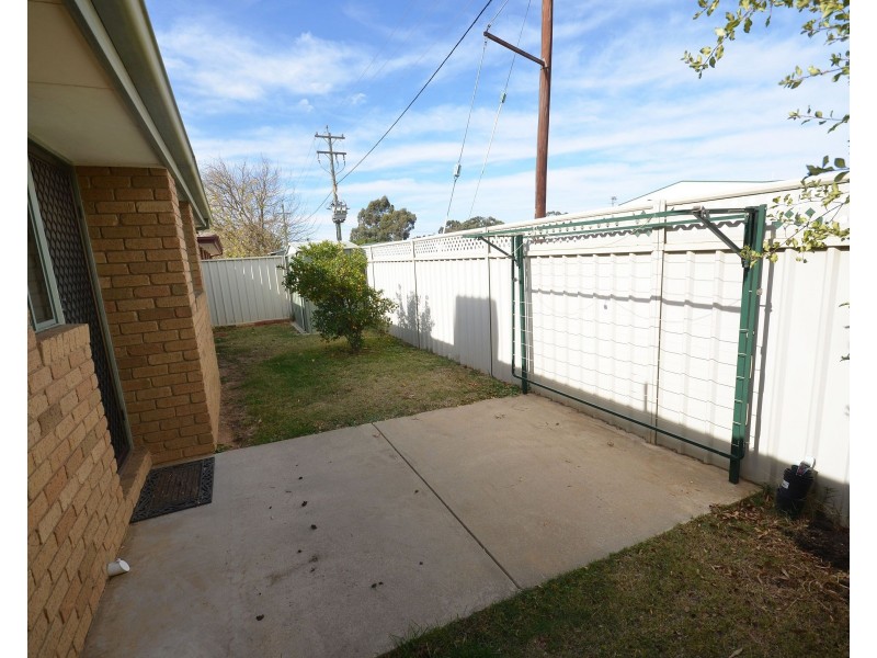 2/16 McLaren Drive, Moama NSW 2731