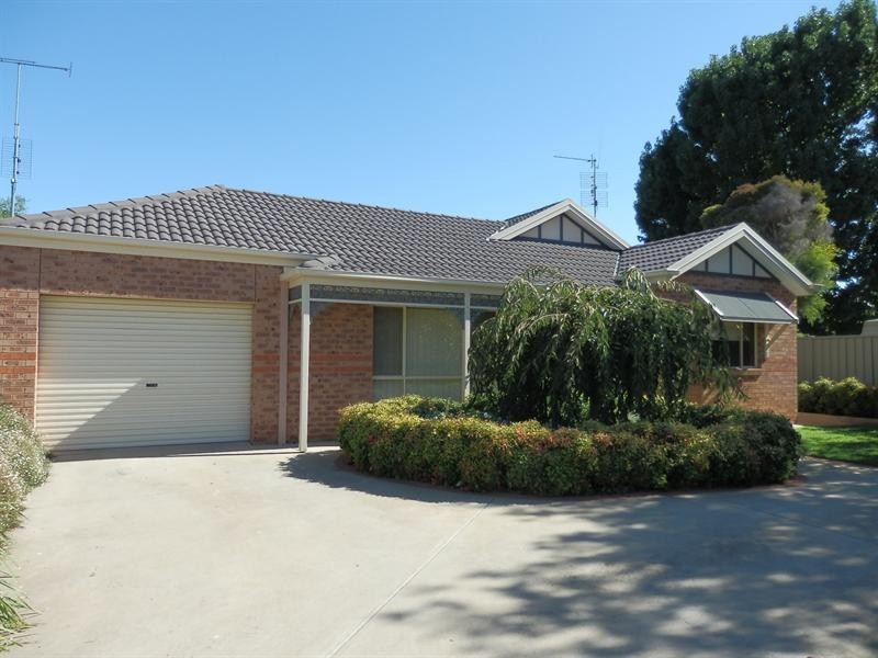 2 Christina Court, Moama NSW 2731
