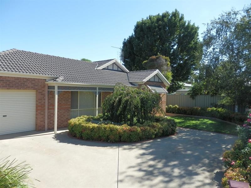 2 Christina Court, Moama NSW 2731
