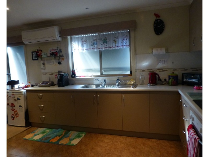 Unit 18, 6573 Northern Highway (Sun River Home Park), Echuca VIC 3564