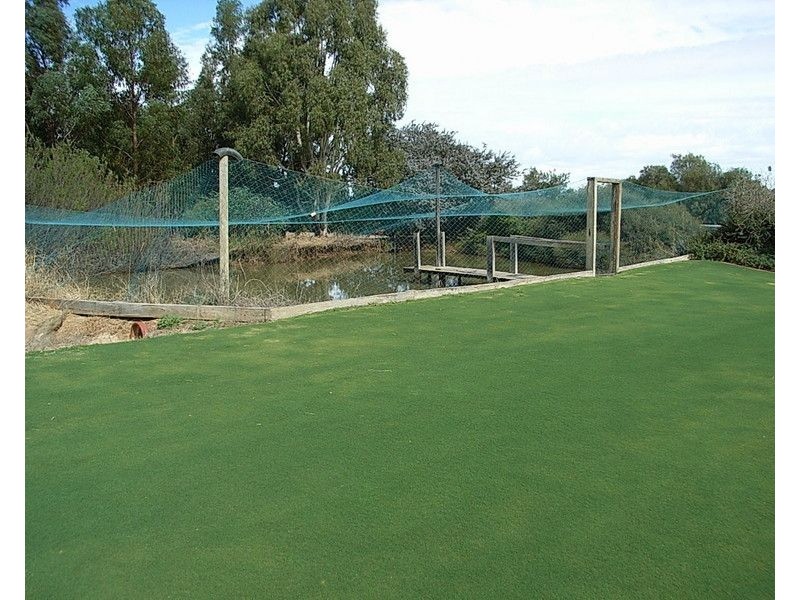 16 Murray Bank Drive, Echuca VIC 3564