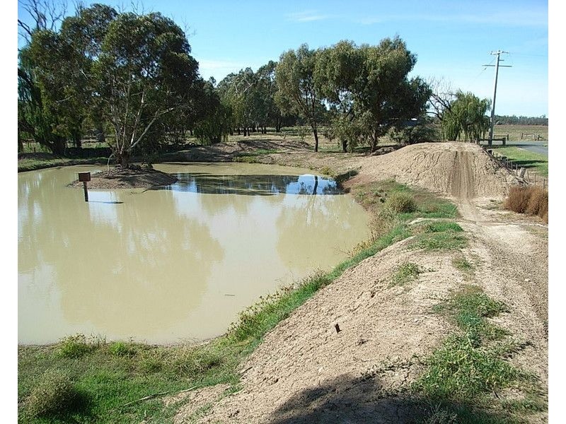 16 Murray Bank Drive, Echuca VIC 3564